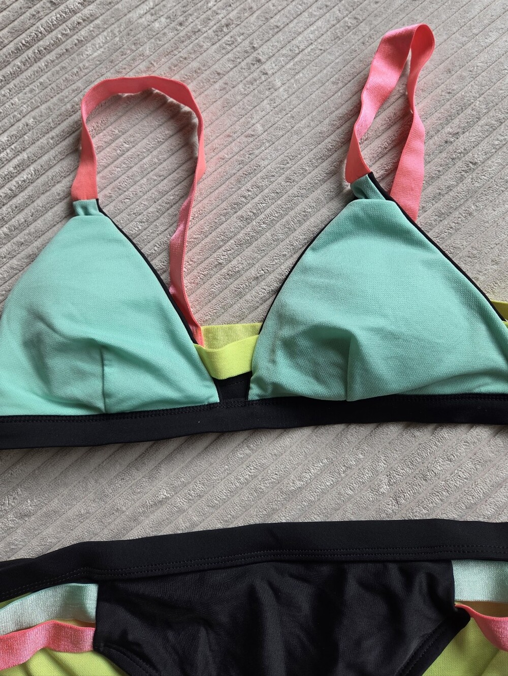 Block Color Bikini - Picture 3 of 5